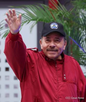 Acto en conmemoración al Tránsito a la Inmortalidad de Augusto C. Sandino