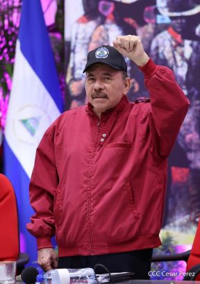 Acto en conmemoración al Tránsito a la Inmortalidad de Augusto C. Sandino