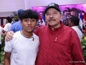 Acto en conmemoración al Tránsito a la Inmortalidad de Augusto C. Sandino