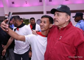 Acto en conmemoración al Tránsito a la Inmortalidad de Augusto C. Sandino