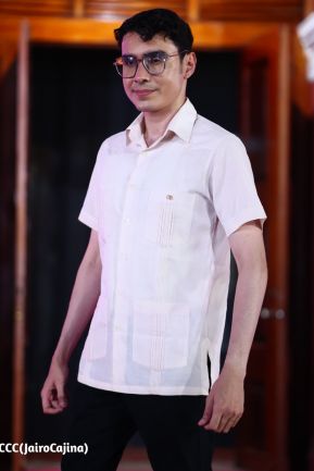 Primer Festival Internacional de las Guayaberas en Granada