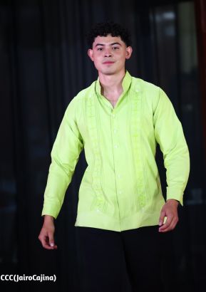 Primer Festival Internacional de las Guayaberas en Granada