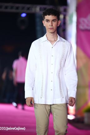 Primer Festival Internacional de las Guayaberas en Granada