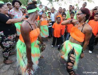 Bluefields vibra al ritmo del Palo de Mayo