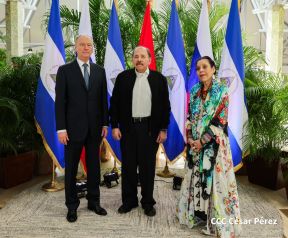 Comandante Daniel y Compañera Rosario en encuentro con el  General Nikolai Patrushev