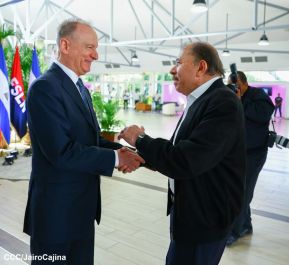 Comandante Daniel y Compañera Rosario en encuentro con el  General Nikolai Patrushev