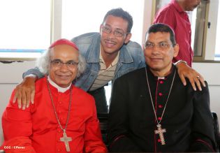 Familias de Ometepe reciben visita del Cardenal Leopoldo Brenes 