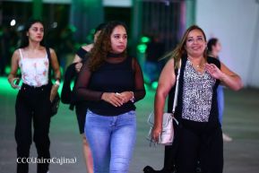 Así disfrutando los nicaragüenses del concierto de Carlos Rivera 