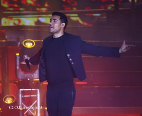 Así disfrutando los nicaragüenses del concierto de Carlos Rivera 