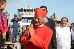 Familias de Ometepe reciben visita del Cardenal Leopoldo Brenes 