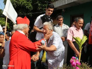 Familias de Ometepe reciben visita del Cardenal Leopoldo Brenes 
