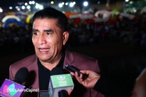 Vigilia en celebración de los aniversarios de Ríos de Agua Viva y Radio Maranatha