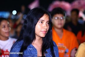 Vigilia en celebración de los aniversarios de Ríos de Agua Viva y Radio Maranatha