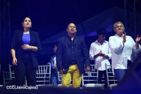 Vigilia en celebración de los aniversarios de Ríos de Agua Viva y Radio Maranatha