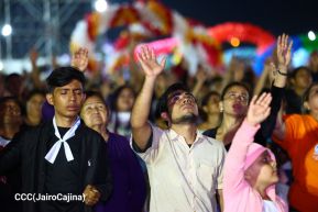 Vigilia en celebración de los aniversarios de Ríos de Agua Viva y Radio Maranatha