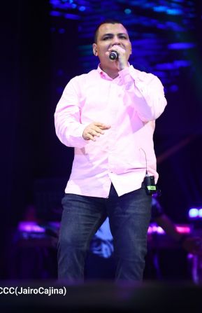 Vigilia en celebración de los aniversarios de Ríos de Agua Viva y Radio Maranatha