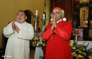 Pueblo católico de El Sauce recibe con júbilo al Cardenal Brenes