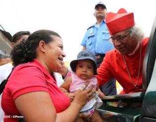 Pueblo católico de El Sauce recibe con júbilo al Cardenal Brenes