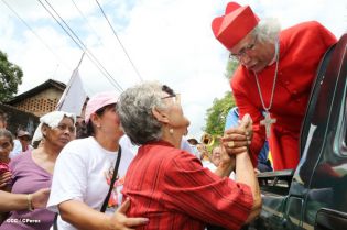 Pueblo católico de El Sauce recibe con júbilo al Cardenal Brenes