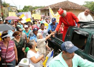 Pueblo católico de El Sauce recibe con júbilo al Cardenal Brenes