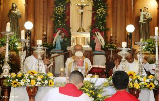 Pueblo católico de El Sauce recibe con júbilo al Cardenal Brenes