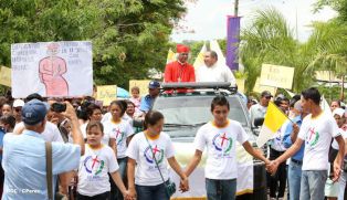 Pueblo católico de El Sauce recibe con júbilo al Cardenal Brenes
