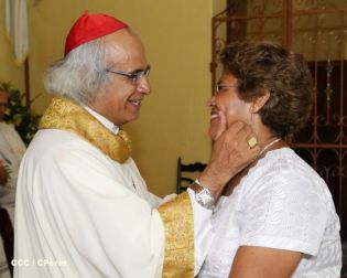 Pueblo católico de El Sauce recibe con júbilo al Cardenal Brenes