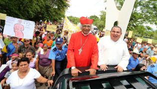 Pueblo católico de El Sauce recibe con júbilo al Cardenal Brenes