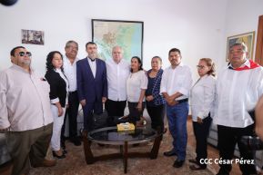 Firma del Libro de Condolencias por el fallecimiento del Presidente de Irán Ebrahim Raisi y su Comitiva