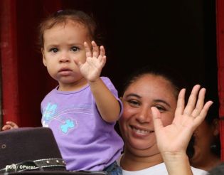 Pueblo católico de El Sauce recibe con júbilo al Cardenal Brenes