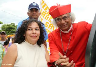 Pueblo católico de El Sauce recibe con júbilo al Cardenal Brenes