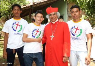 Pueblo católico de El Sauce recibe con júbilo al Cardenal Brenes