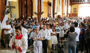 Pueblo católico de El Sauce recibe con júbilo al Cardenal Brenes