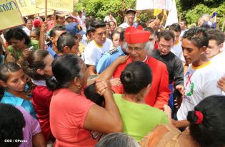 Pueblo católico de El Sauce recibe con júbilo al Cardenal Brenes