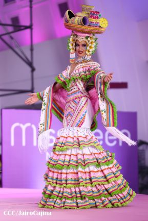 Derroche de bellezas en Competencia de Trajes de Fantasía de Miss Teen 2024