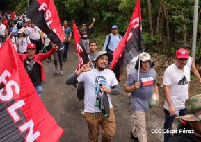 ¡Un Pueblo Unido Jamás Será Vencido! Caminata hacia la Hacienda El Vapor en honor a los Héroes y Mártires