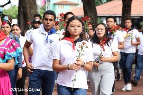 Nicaragua rinde honores al Comandante Carlos Fonseca Amador a 88 años de su natalicio 
