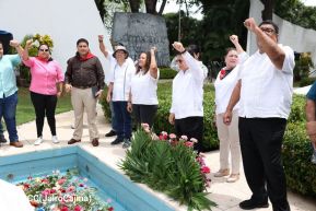 Nicaragua rinde honores al Comandante Carlos Fonseca Amador a 88 años de su natalicio 