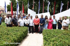 Nicaragua rinde honores al Comandante Carlos Fonseca Amador a 88 años de su natalicio 
