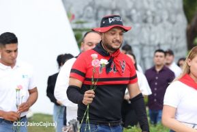 Nicaragua rinde honores al Comandante Carlos Fonseca Amador a 88 años de su natalicio 