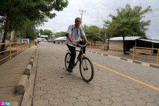 Inauguran carretera adoquinada en Malacatoya