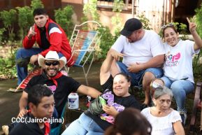 Familias de Occidente celebran 45 Años de liberación