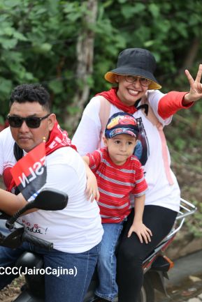 Familias de Occidente celebran 45 Años de liberación