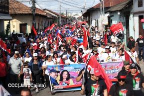 Familias de Occidente celebran 45 Años de liberación
