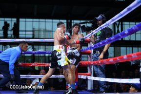 Velada de Boxeo Regreso a Casa en el Polideportivo Alexis Arguello