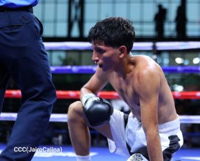 Velada de Boxeo Regreso a Casa en el Polideportivo Alexis Arguello
