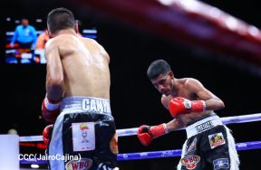 Velada de Boxeo Regreso a Casa en el Polideportivo Alexis Arguello
