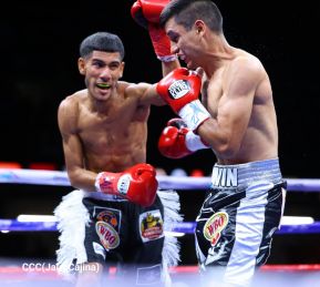 Velada de Boxeo Regreso a Casa en el Polideportivo Alexis Arguello