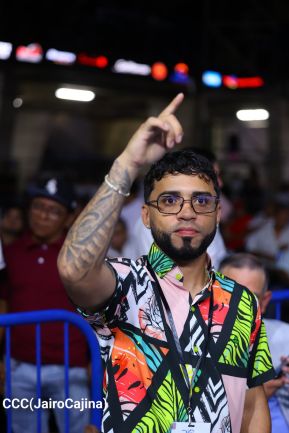 Velada de Boxeo Regreso a Casa en el Polideportivo Alexis Arguello