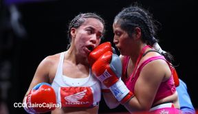 Velada de Boxeo Regreso a Casa en el Polideportivo Alexis Arguello